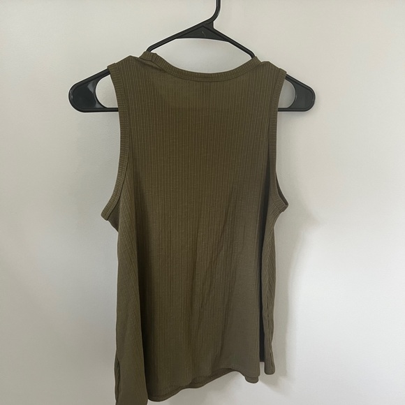 Old Navy luxe tank top - Picture 2 of 3